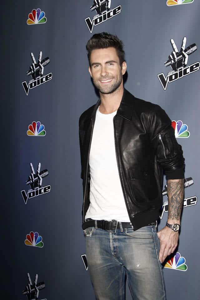 “A Harmonious Reunion: Adam Levine Takes the Stage Once More on ‘The Voice’ to Bid Farewell to Best Friend Blake Shelton”