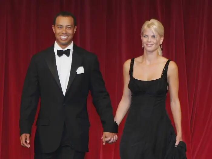 Shattered Green Tiger Woods’ Unraveling Marriage in the Spotlight